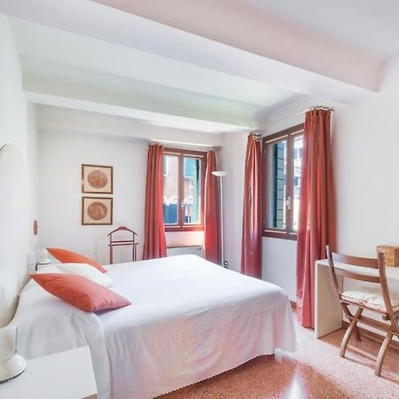 Ca' De La Comare, Relaxing And Elegant Apartment On Canal Grande Venedig Eksteriør billede
