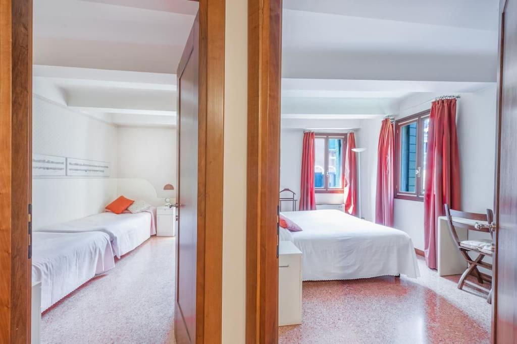 Ca' De La Comare, Relaxing And Elegant Apartment On Canal Grande Venedig Eksteriør billede