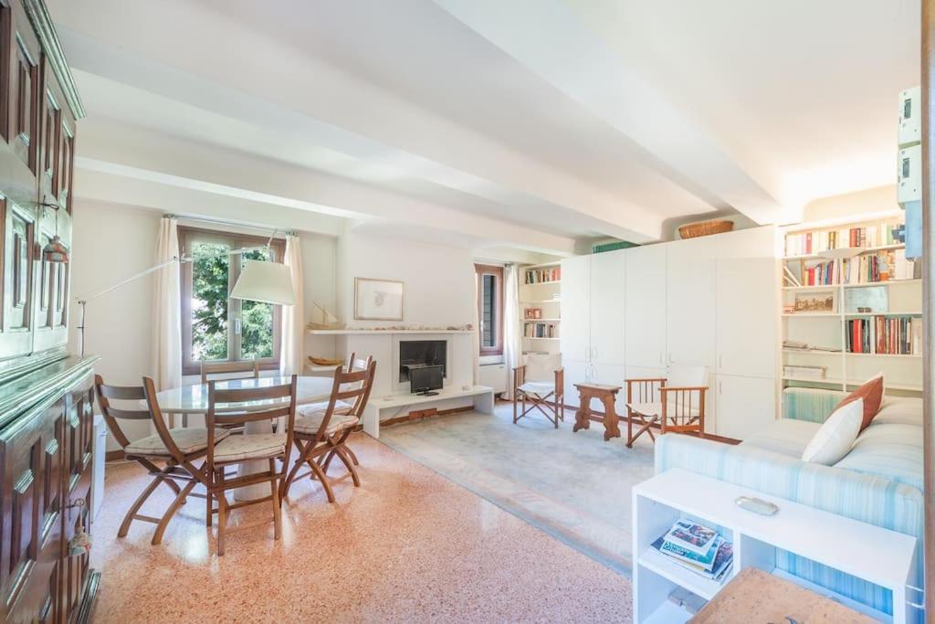 Ca' De La Comare, Relaxing And Elegant Apartment On Canal Grande Venedig Eksteriør billede